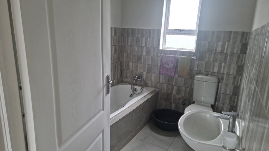 4 Bedroom Property for Sale in Forest Downs Eastern Cape